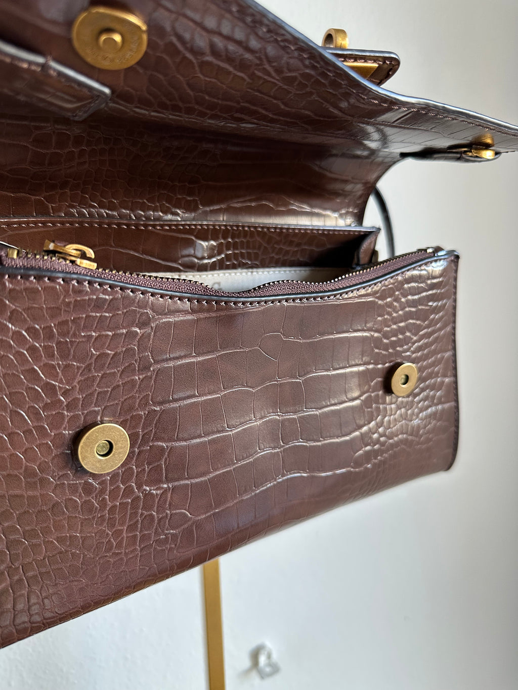 Borsa Guess marrone lucido